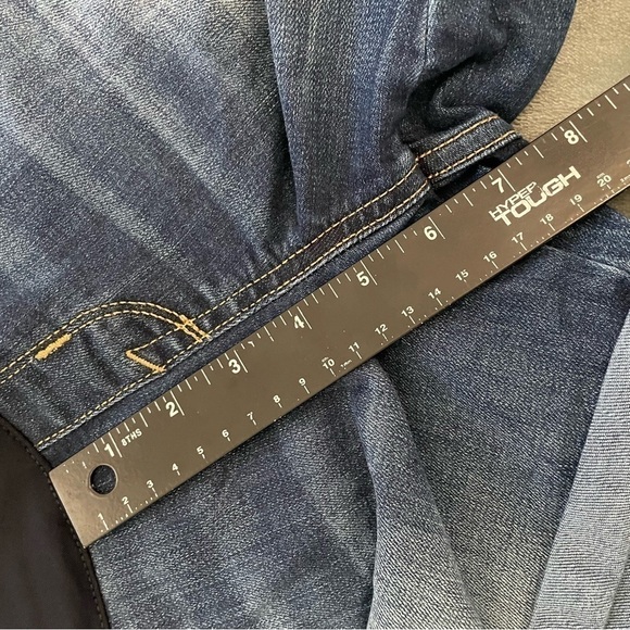 Liz Lange Maternity Over the Belly Full Panel Denim Shorts Size Medium - Picture 6 of 10